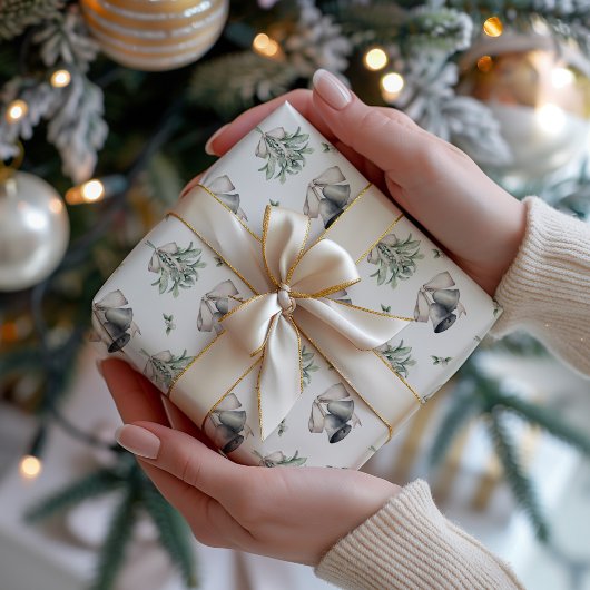 クリスマスのヤドリギと銀のベル ラッピングペーパー