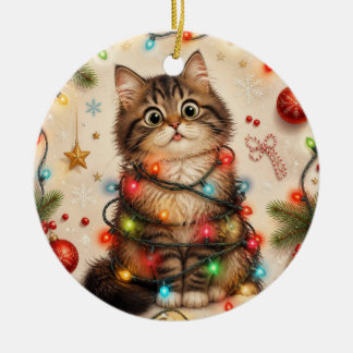 クリスマスのライトに包まれた猫のオーナメント セラミックオーナメント