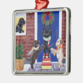 クリスマスのラブラドールの絵画のクリスマスのリース メタルオーナメント (左)