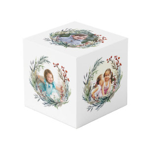 クリスマスのリース、離れ緑のと果実の写真 フォトキューブ