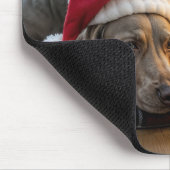 クリスマスのワイマラナー犬とツリー マウスパッド (コーナー)