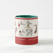 クリスマスの休日の帽子のスカーフの(雄ジカの)枝角の12匹の犬 マグカップ (中央)