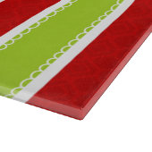 クリスマスの休日緑及び赤のストライプパターン カッティングボード (角)