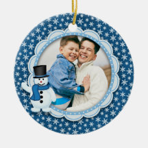 クリスマスの休日-霜の降りたな雪片の写真