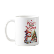 クリスマスの信じ魔法での雪だるまとマグカップ