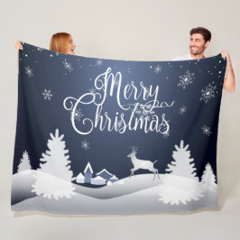 クリスマスの冬のおとぎ話。 ファンタジーのSnowyの森林 フリースブランケット