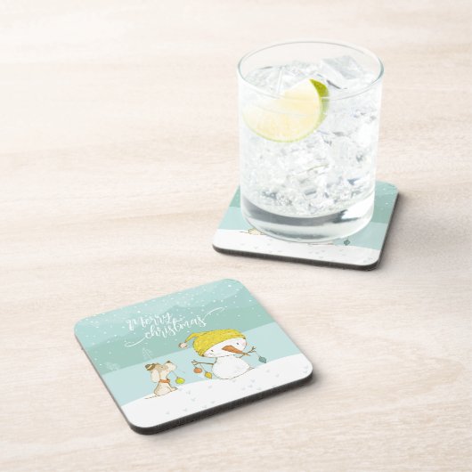クリスマスの冬のシーンで小さな雪だるまと犬 コースター (右側)