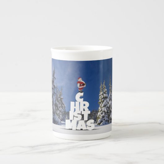 クリスマスの冬の景色 ボーンチャイナマグカップ (正面)