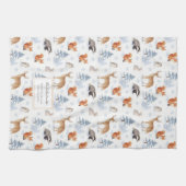 クリスマスの冬の森の野生動物の雪のシーン カスタム キッチンタオル (横)
