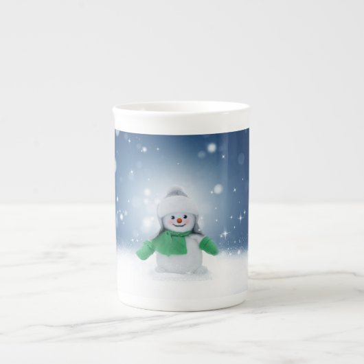 クリスマスの冬の雪だるま滑りやすいジョー緑のスカーフm ボーンチャイナマグカップ (正面)