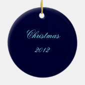 クリスマスの出生 + 日付(2012年) セラミックオーナメント (裏面)