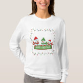 クリスマスの可愛い雪だるまのライトフレーム Tシャツ (正面)