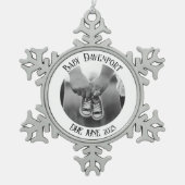 クリスマスの妊娠写真 スノーフレークピューターオーナメント (正面)