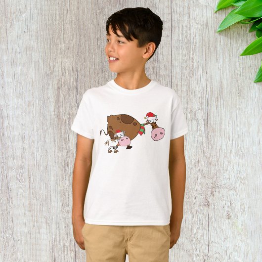 クリスマスの子牛と牛 Tシャツ
