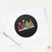 クリスマスの季節に眠るプグ ラウンドシール (封筒)