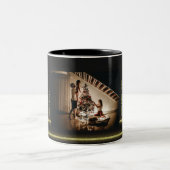 クリスマスの家族の写真 ツートーンマグカップ (中央)