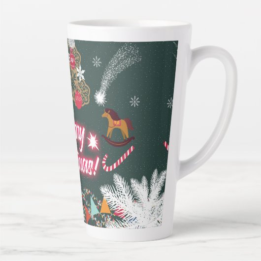 クリスマスの常緑の喜び カフェラテマグ (右)