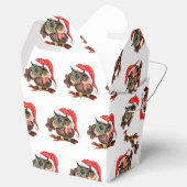 クリスマスの帽子とギフトの可愛いベビーフクロウ – 漫画 フェイバーボックス (オープン)