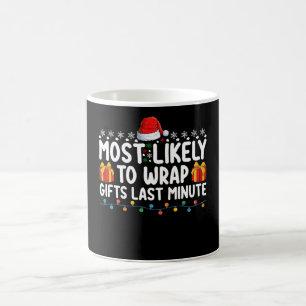 クリスマスの最後に贈り物を包む可能性が最も高い コーヒーマグカップ