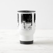 クリスマスの服を着た白黒雪だるま トラベルマグ (中央)