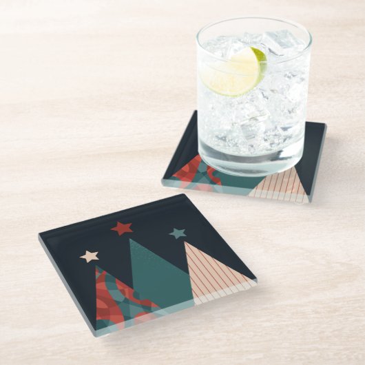 クリスマスの木々と星の青/赤の季節 ガラスコースター (アングル)