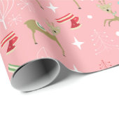 クリスマスの木々と雪のかけら飾りのかわいい鹿 ラッピングペーパー (ロールコーナー)