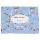 クリスマスの木々と雪のかけら飾りのかわいい鹿 ラージペーパーバッグ (正面)