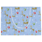 クリスマスの木々と雪のかけら飾りのかわいい鹿 ラージペーパーバッグ (裏面)