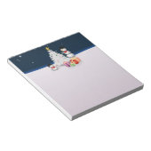 クリスマスの木が飾られた可愛い雪だるま ノートパッド (アングル)
