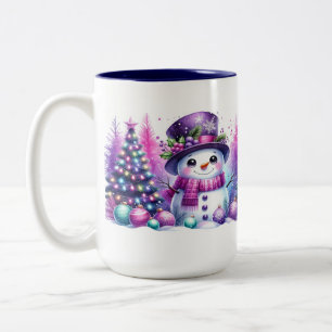 クリスマスの木に囲まれた可愛い雪だるま ツートーンマグカップ