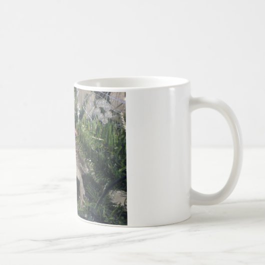 クリスマスの木の上の髭があるドラゴン コーヒーマグカップ (右)