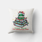 クリスマスの木の周りで読書する 本の愛好家 クッション (裏面)