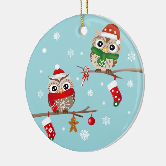 クリスマスの枝オーナメントの2羽のフクロウ セラミックオーナメント (左)