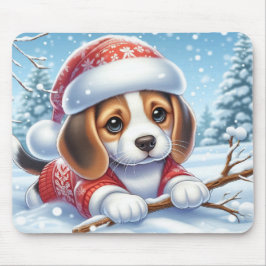 クリスマスの格好をしたビーグル犬の子犬が雪を楽しむ マウスパッド