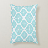 クリスマスの水の青い雪片の格子パターン アクセントクッション (正面(垂直))