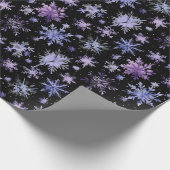クリスマスの水色の紫の黒い雪片 ラッピングペーパー (角)