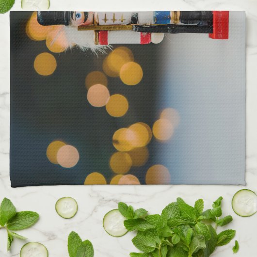 クリスマスの滑りやすいジョーくるみ割り人形オーナメント キッチンタオル (折り畳み)