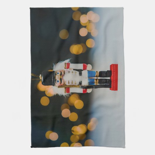 クリスマスの滑りやすいジョーくるみ割り人形オーナメント キッチンタオル (縦)