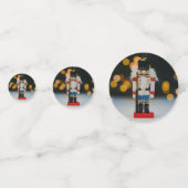 クリスマスの滑りやすいジョーくるみ割り人形オーナメント コンフェッティ (正面)