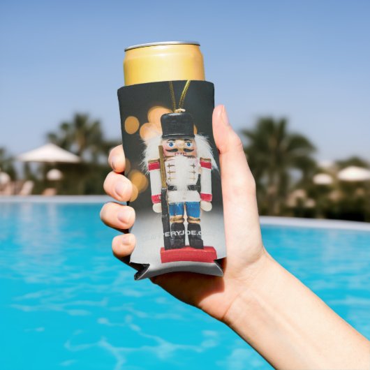 クリスマスの滑りやすいジョーくるみ割り人形オーナメント スリム缶クーラー (インサイチュ プール)