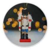 クリスマスの滑りやすいジョーくるみ割り人形オーナメント セラミックノブ (正面)