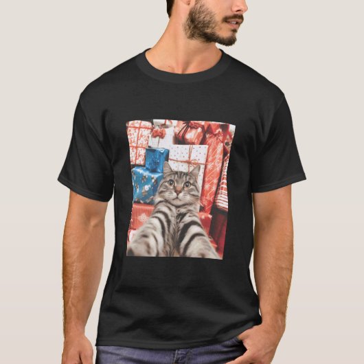 クリスマスの猫の自撮りギフト 面白い猫 Tシャツ (正面)