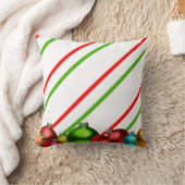 クリスマスの球は縞で飾り、 クッション (ブランケット)