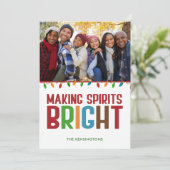 クリスマスの精神を明るくする ホリデー フォト シーズンカード (スタンド正面)