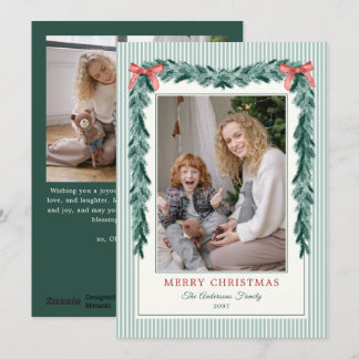 クリスマスの緑のストライプのリボンのガーランドの写真 シーズンカード