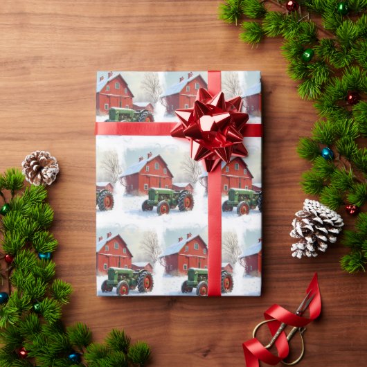 クリスマスの緑の農場のトラクターと赤い納屋 ラッピングペーパー (クリスマスギフト)