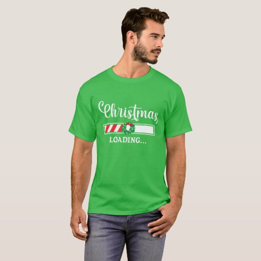 クリスマスの読み込み中 I クリスマス 楽しい クリスマス ユーモア Tシャツ (正面フル)