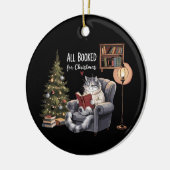 クリスマスの読書に夢中の本好き猫 セラミックオーナメント (左)