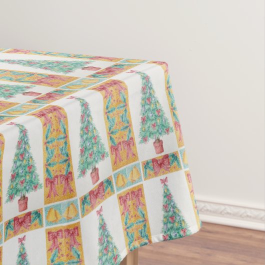 クリスマスの赤い弓の金ゴールドベルを持つ毛皮の木 テーブルクロス (インサイチュ)