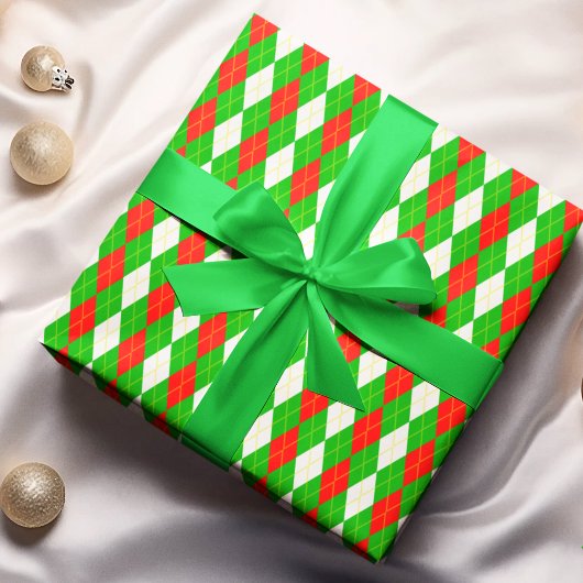 クリスマスの赤と緑のアーガイル ラッピングペーパー